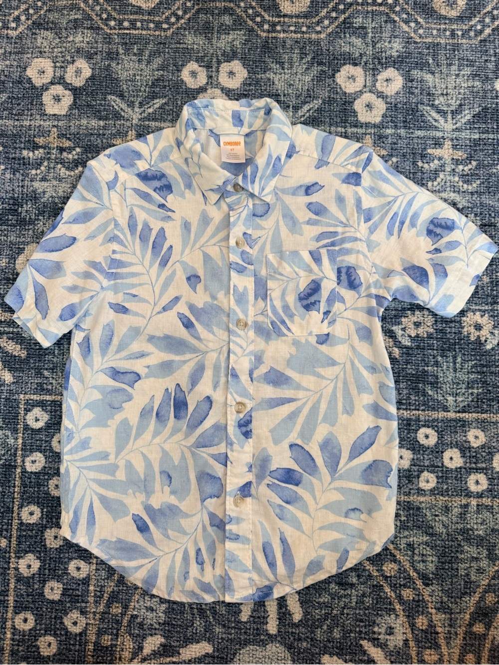Gymboree Light Blue and White Leaf-Print Short-Sleeve linen Button-Up Shirt